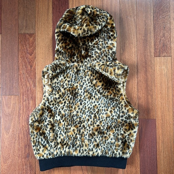 Vintage Forever 21 Faux Cheetah Leopard Fur Hoodie Vest - Picture 9 of 17